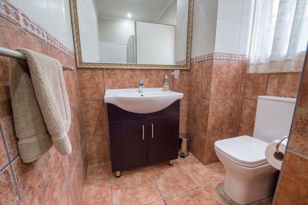 Sunset Manor Guest House Potchefstroom Ngoại thất bức ảnh
